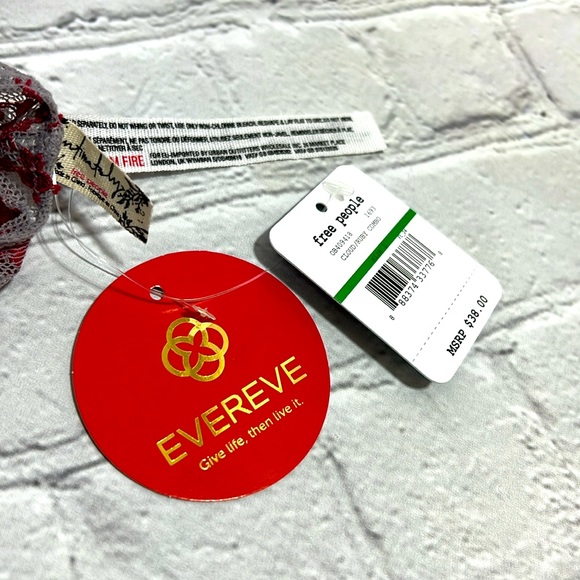 🆕 Free People Wild Roses Racerback Bra - Cloud/Ruby Combo - Size Large - Picture 5 of 16